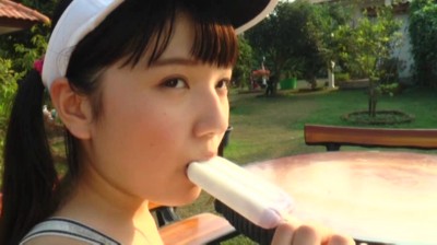 少女がハニカミ笑顔を見せる時 伊吹陽菜