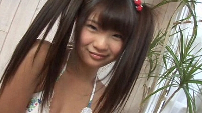 はじめまして宮沢くるみです。 宮沢くるみ 14歳 中3