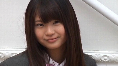 はじめまして宮沢くるみです。 宮沢くるみ 14歳 中3