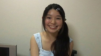 はじめまして矢部まりなです。 矢部まりな 13歳 中2