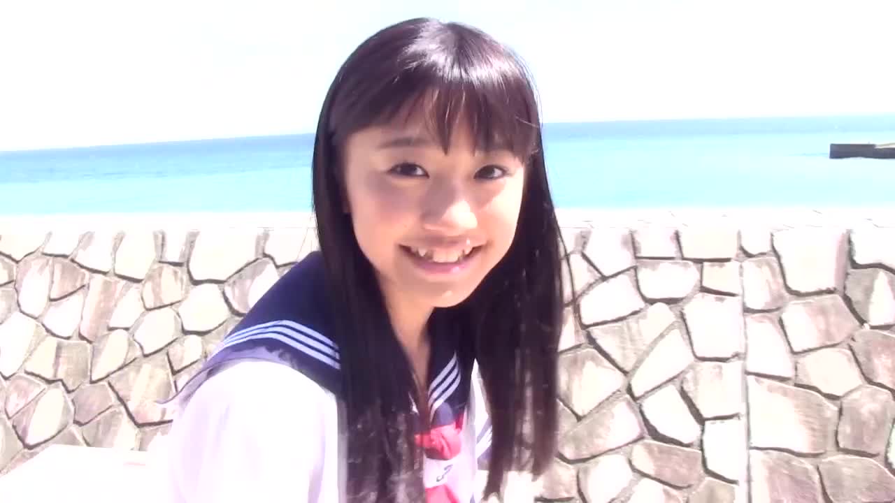 美少女 中学生 桜木ひな プールなう!学校旅行