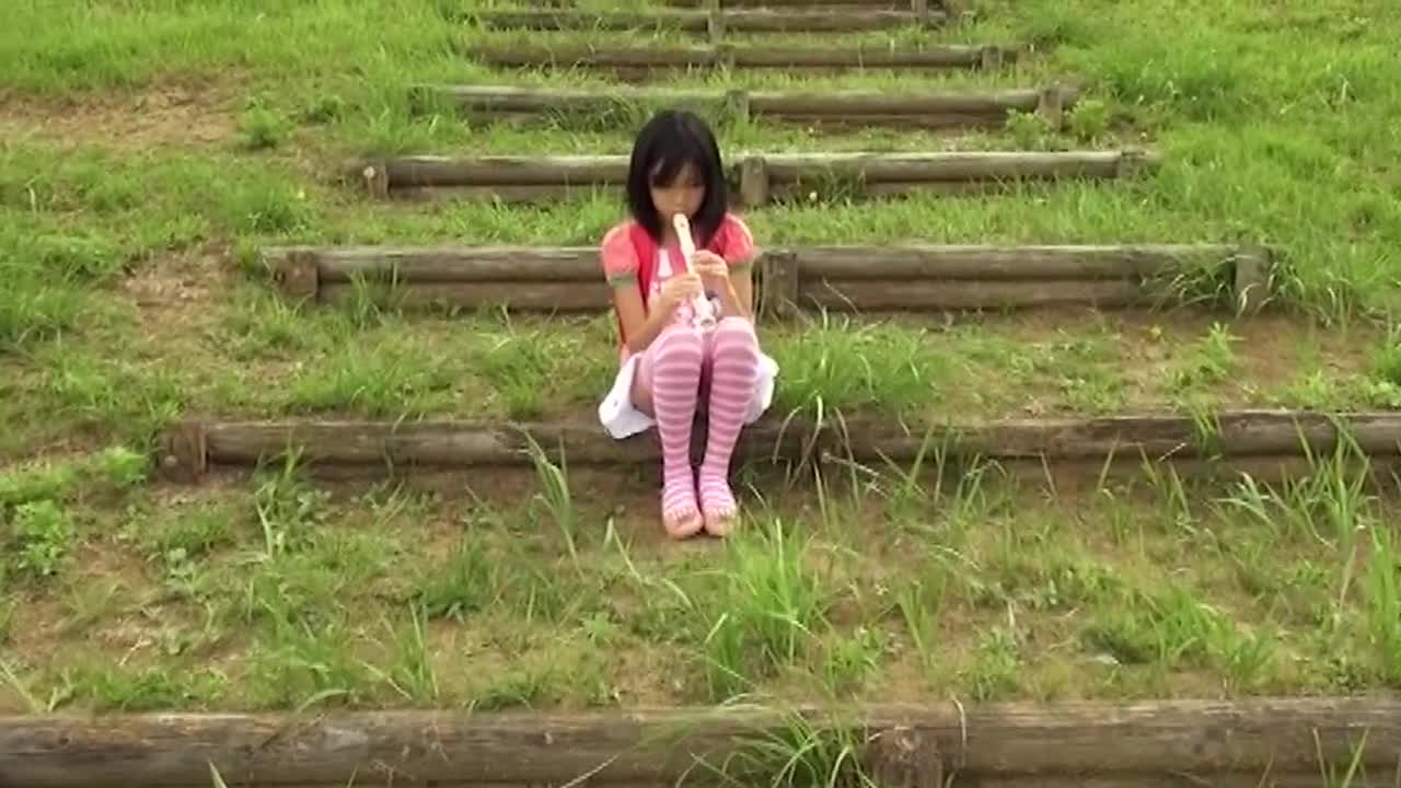 制服ニーハイ そらのみう