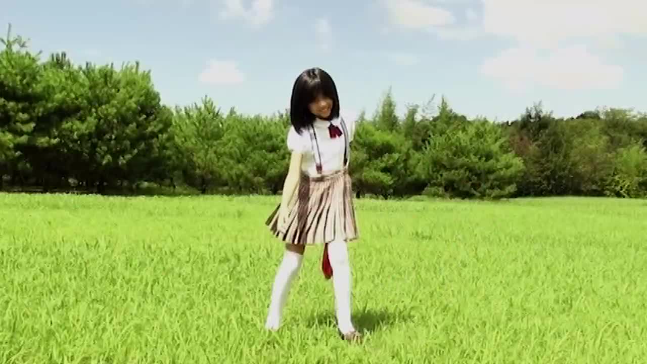 制服ニーハイ そらのみう