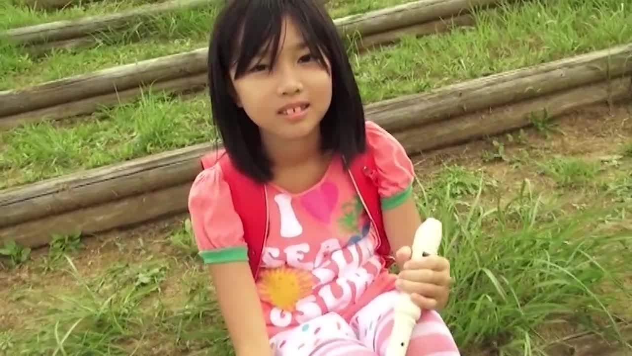 制服ニーハイ そらのみう